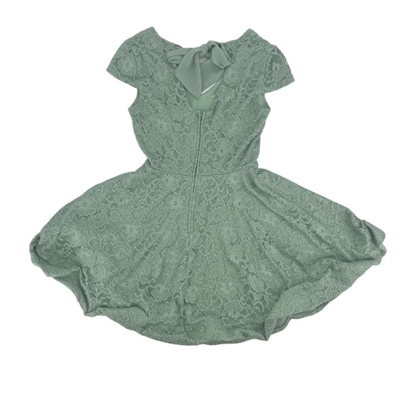 B. Darlin Green Lace Lined Swing Short Sleeve Mini Skater Dress Size 7/8 Womens - Picture 3 of 4